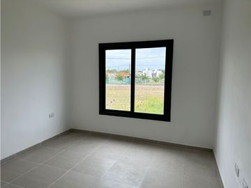 SE VENDE CASA A ESTRENAR EN COUNTRY TEJAS 4