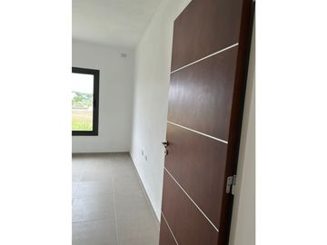 SE VENDE CASA A ESTRENAR EN COUNTRY TEJAS 4