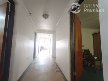 Vive en Compañía Alta Casa Sólida y Espaciosa