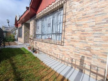 Vive en Compañía Alta Casa Sólida y Espaciosa
