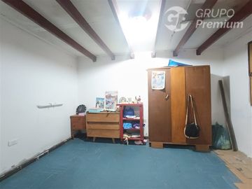 Vive en Compañía Alta Casa Sólida y Espaciosa