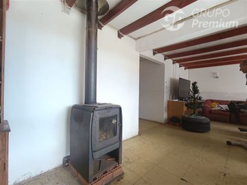 Vive en Compañía Alta Casa Sólida y Espaciosa