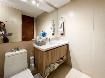 Departamento en Venta en EXCLUSIVO Departamento a pasos de COSTANERA NORTE, con Vista Única sector Vitacura