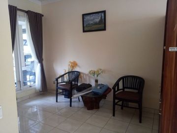 DIJUAL RUMAH BAGUS TERAWAT SIAP HUNI DI THE GREEN BSD