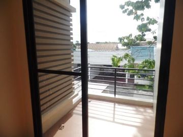 Furnished 3 Bedroom House for SALE in Friendship Angeles City Near SM Clark