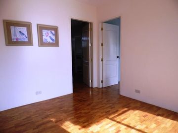 Furnished 3 Bedroom House for SALE in Friendship Angeles City Near SM Clark