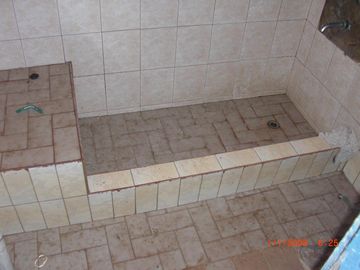 P-H FRENTE, CUATRO AMBIENTES, CON E/AUTO, JARDIN, ENTRADA IND.