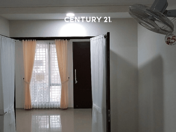 DISEWAKAN Rumah SEMI  FURNISHED Di Cluster FORTUNE TERRACE