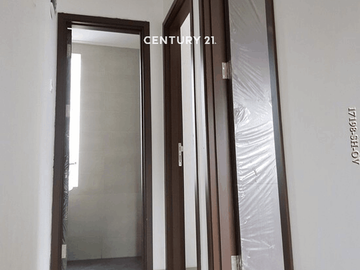 DISEWAKAN Rumah SEMI  FURNISHED Di Cluster FORTUNE TERRACE