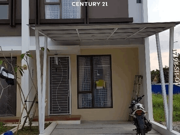 DISEWAKAN Rumah SEMI  FURNISHED Di Cluster FORTUNE TERRACE
