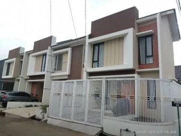 Mewah Viral Rumah Tegal luar Bandung Ciwastra Tol & kereta Cepat Logam