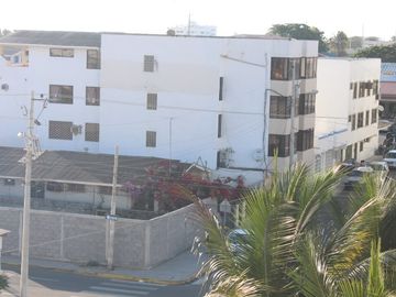 Reduced $15,000 Se vende lindo departamento el edificio Marina