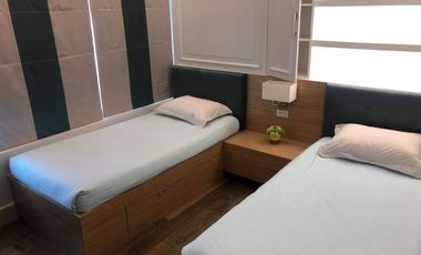 2BR Condo For Rent/Lease 2 Bedrooms in Edades Tower and Garden Villas Rockwell Makati City