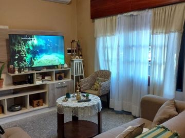 Casa en venta en Jauregui