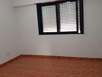 Departamento Tipo Casa en venta en Caseros