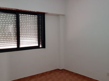 Departamento Tipo Casa en venta en Caseros