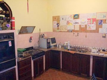 HERMOSA CASA CON AMBIENTES MUY AMPLIOS MUY BUENA UBICACION APTA CREDITO