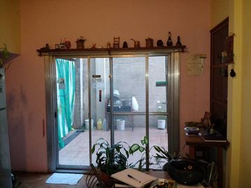 HERMOSA CASA CON AMBIENTES MUY AMPLIOS MUY BUENA UBICACION APTA CREDITO