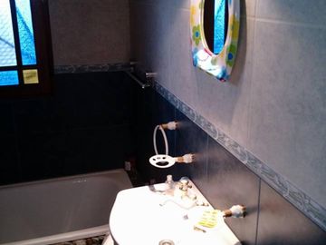 HERMOSA CASA CON AMBIENTES MUY AMPLIOS MUY BUENA UBICACION APTA CREDITO