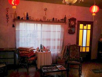 HERMOSA CASA CON AMBIENTES MUY AMPLIOS MUY BUENA UBICACION APTA CREDITO