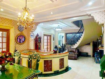 Dijual Rumah sangat strategis di kebayoran lama