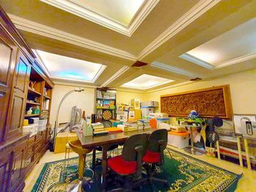 Dijual Rumah sangat strategis di kebayoran lama