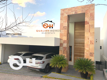 PRECIOSA VENTA DE CASA CON 4 HABITACIONES EN FRACCIONAMIENTO PRIVADO PEDREGAL 2