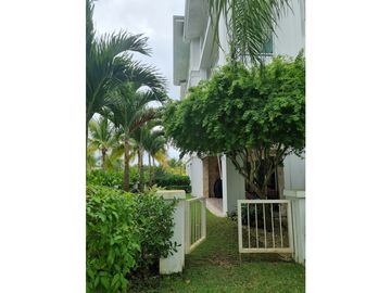FRENTE AL MAR APARTAMENTO AMOBLADO 3 RECAMARAS PLANTA BAJA  BIJAO