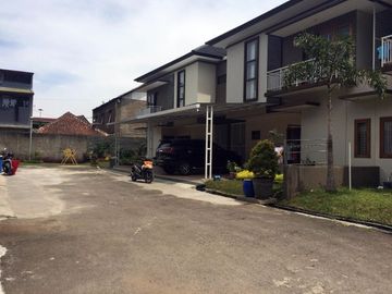 Rumah Strategis di Dago dekat Cigadung dan Tubagus Ismail