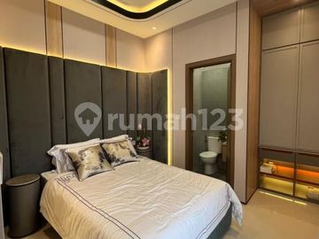 Rumah di Pacific Garden Puri Meruya, Type 8
