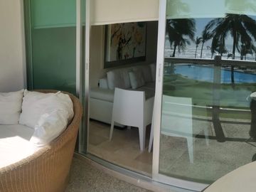 EXCLUSIVO DEPARTAMENTO EN RENTA POR DÍA - EN ACAPULCO DIAMANTE