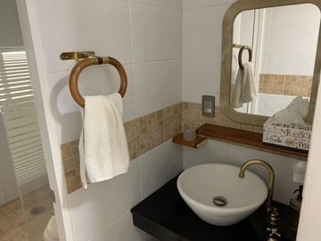 Departamento adaptado como dos suites de Airbnb