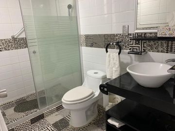 Departamento adaptado como dos suites de Airbnb