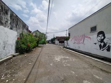 Lebar Jalan 5 Meter, Tanah Kavling Gratis Pajak di Jakal