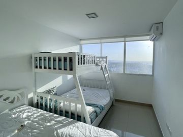 Punta Centinela, amplio departamento con vista al mar y 3 dormitorios (Torre 2000)