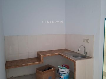 Disewa Ruko Harapan Indah Ada 2 Unit Lokasi Ramai Siap Pakai