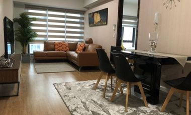 Condominium 2 Bedrooms: 2BR Condo For Sale in Escala Salcedo Tower In Rockwell Makati City