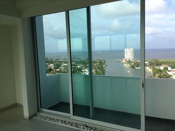 LA RAMBLA: Departamento en Venta, Penthouse de 2 niveles más roofgarden