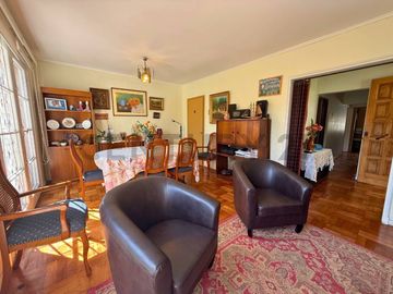 CASA EN VENTA, 4D 2B, LAS CONDES