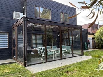 Casa en venta de 5 dorm. en Puerto Varas