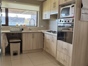 Casa en venta de 5 dorm. en Puerto Varas