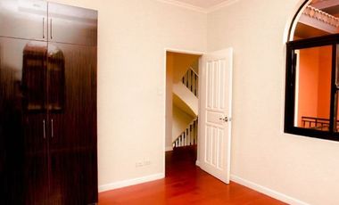 House and Lot - Portofino Vista Alabang