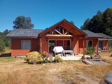COD37098 Casa en parcela en venta de 4 dorm en Pucón
