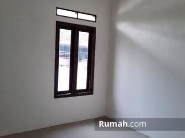 Rumah baru siap huni strategis bebas banjir cash