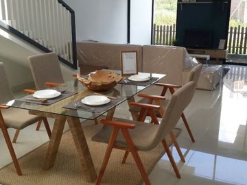 Rumah Mewah Dijual di Bandung Utara dg Suasana Resort Hrg mulai 2,3Man. .