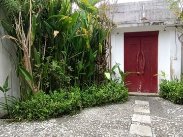 Strategic villa only 3 minutes to Finns Beach Canggu Bali