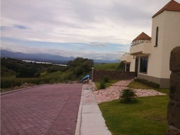 CASA EN VENTA EN TEQUES “PEDREGAL DEL LAGO