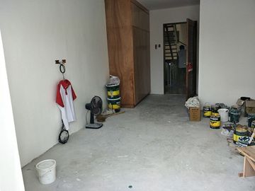 PH731 Townhouse For Sale In Kamias At 10.8M Quezon City