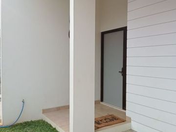 Rumah di Pondok Gede Bekasi lokasi strategis bebas banjir siap huni