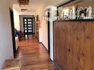 Se vende Casa 10D/5B 11/2 Cuadra del Metro Rodrigo de Araya